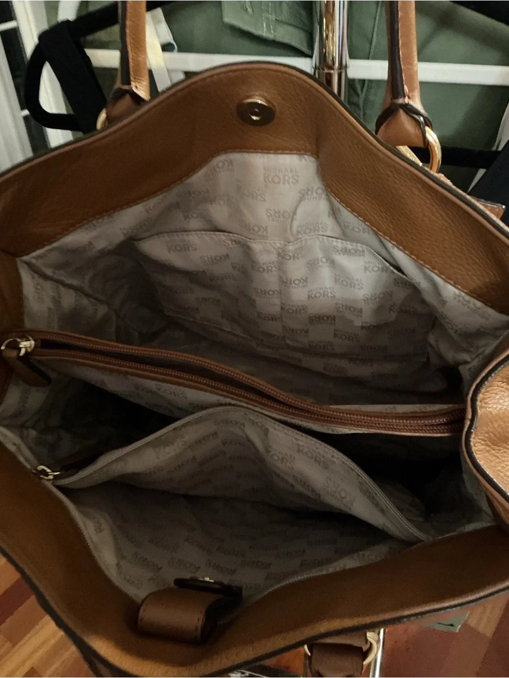 Michael Kors spacious michael